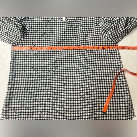 CECE Black and white‎ gingham tie sleeve top size M. - Picture 10 of 11